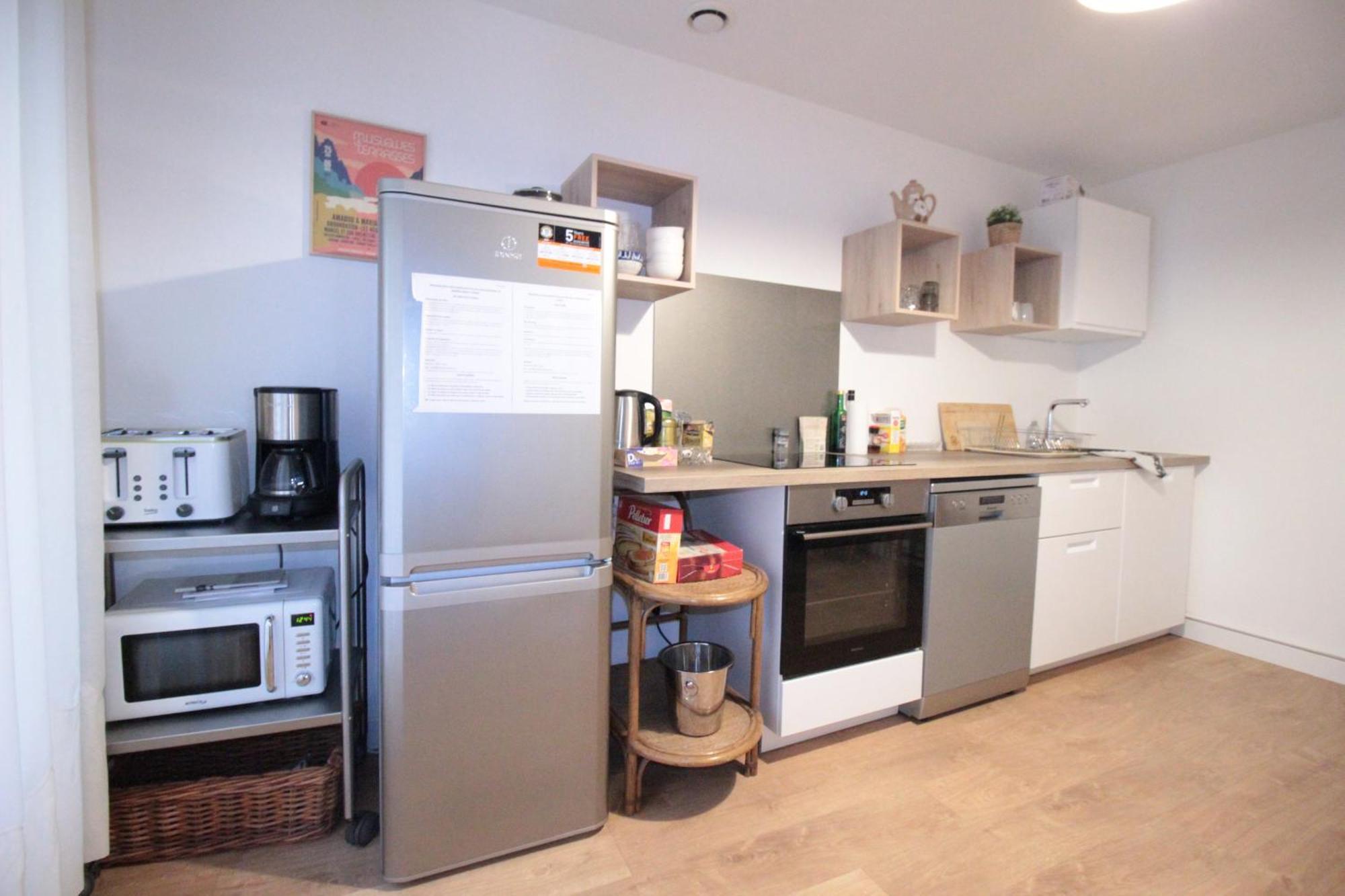 ורדון-סור-מוס Logement Neuf "Meuse" - Hyper Centre - Parking Proche - Proche Gare - 4 Chambres - Terrasse Couverte - Wifi ! Gere Par Prestazen'Services מראה חיצוני תמונה